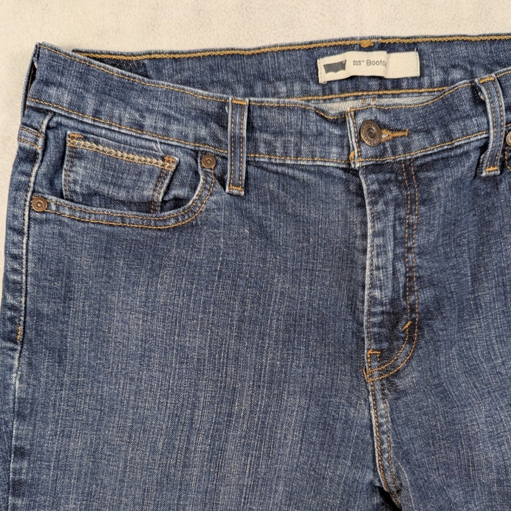 Levis 515 Bootcut Jeans Womens 14M W32 L32 Medium Wash Blue Stretch Denim